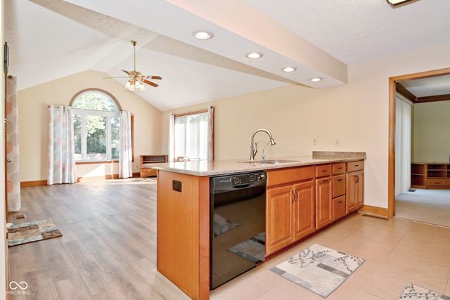 7676 Amber Turn, Plainfield, IN 46168