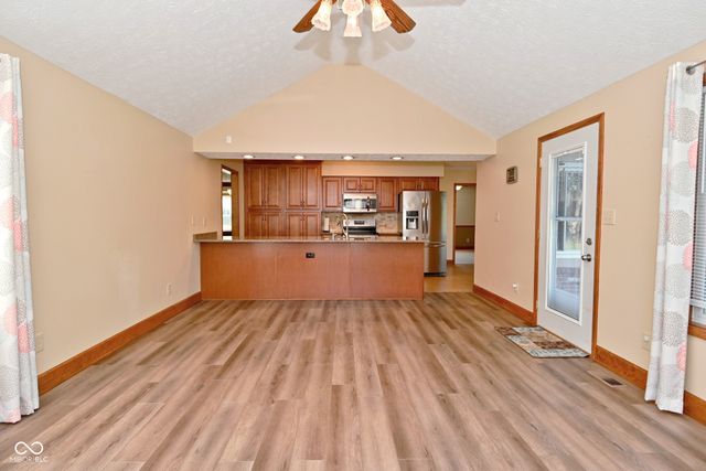 7676 Amber Turn, Plainfield, IN 46168