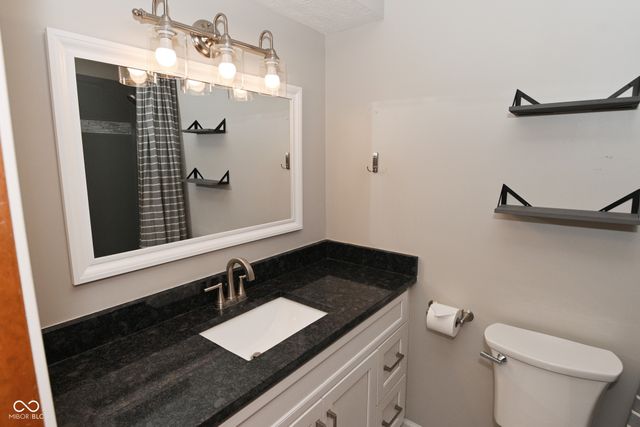 7676 Amber Turn, Plainfield, IN 46168