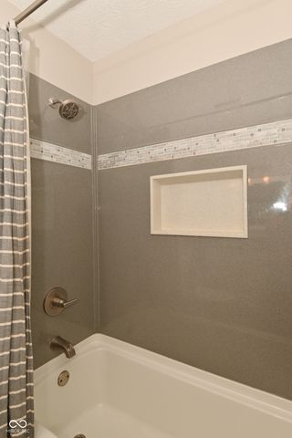 7676 Amber Turn, Plainfield, IN 46168