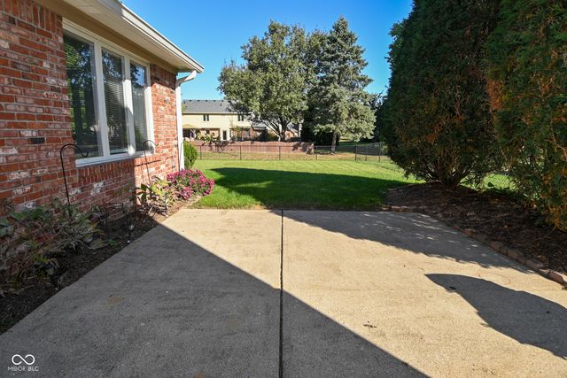 7676 Amber Turn, Plainfield, IN 46168