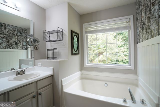 3362 Miller Creek Court, Buford, GA 30519