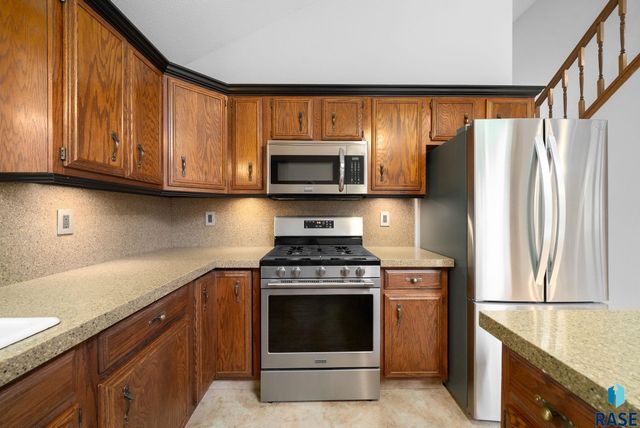 709 E Sandpiper Trl Trail, Sioux Falls, SD 57108