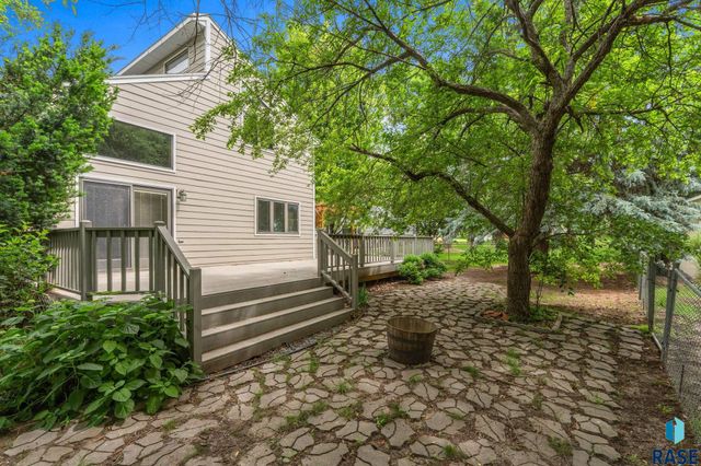 709 E Sandpiper Trl Trail, Sioux Falls, SD 57108