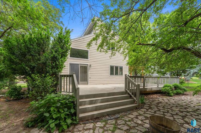 709 E Sandpiper Trl Trail, Sioux Falls, SD 57108
