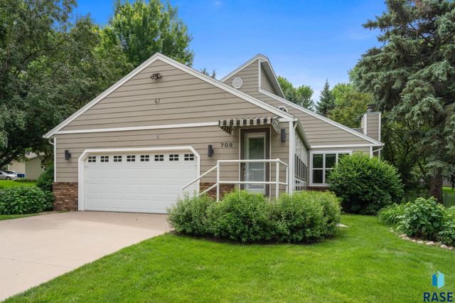709 E Sandpiper Trl Trail, Sioux Falls, SD 57108