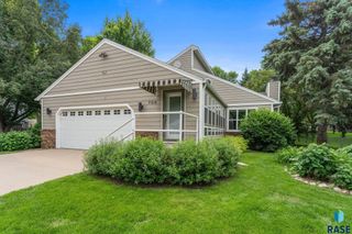 709 E Sandpiper Trl Trail, Sioux Falls, SD 57108