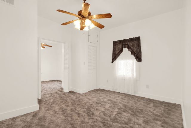 404 N Blanton, Whitewright, TX 75491