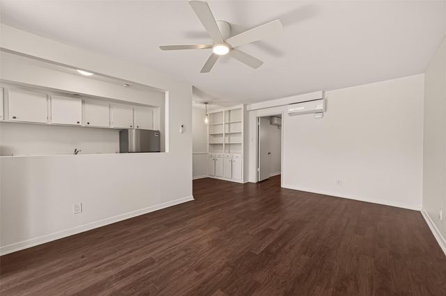 1217 Heights Boulevard 1, Houston, TX 77008