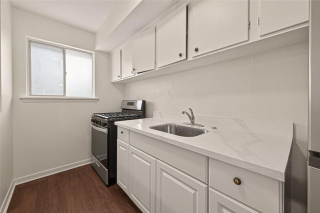 1217 Heights Boulevard 1, Houston, TX 77008