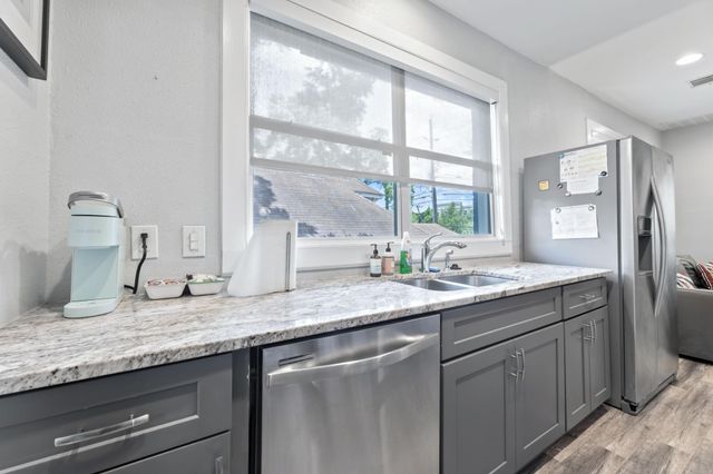 412 Drew Street 4, Houston, TX 77006