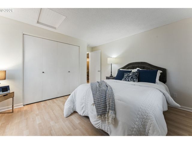 5160 Sw 180TH Ave 2, Beaverton, OR 97078