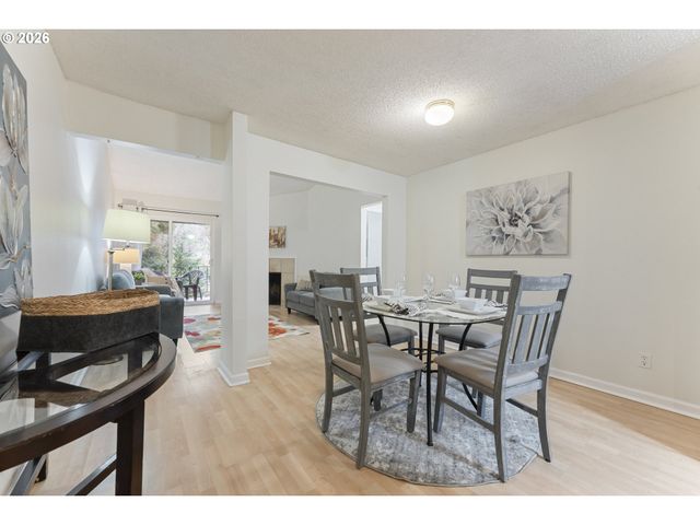 5160 Sw 180TH Ave 2, Beaverton, OR 97078