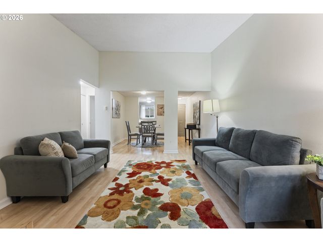 5160 Sw 180TH Ave 2, Beaverton, OR 97078