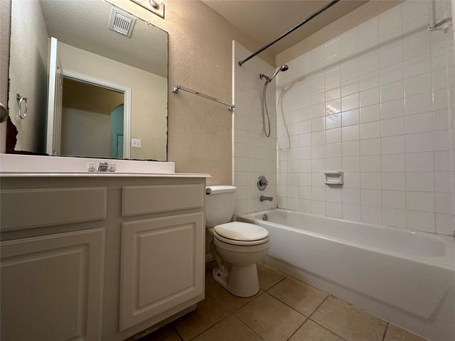 2808 Garner Park Drive, Pearland, TX 77584