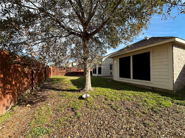 2808 Garner Park Drive, Pearland, TX 77584