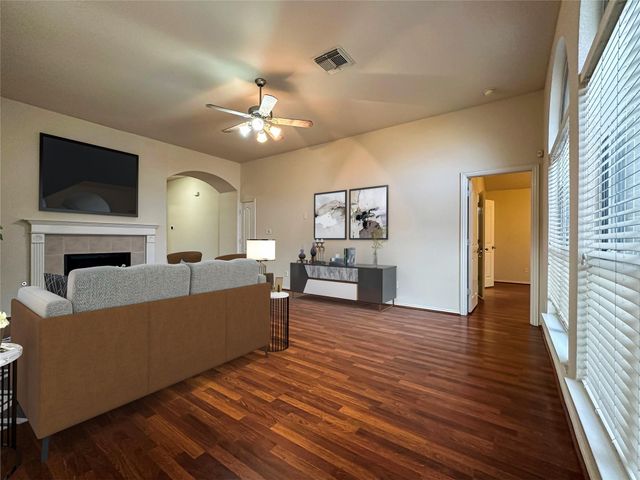 2808 Garner Park Drive, Pearland, TX 77584