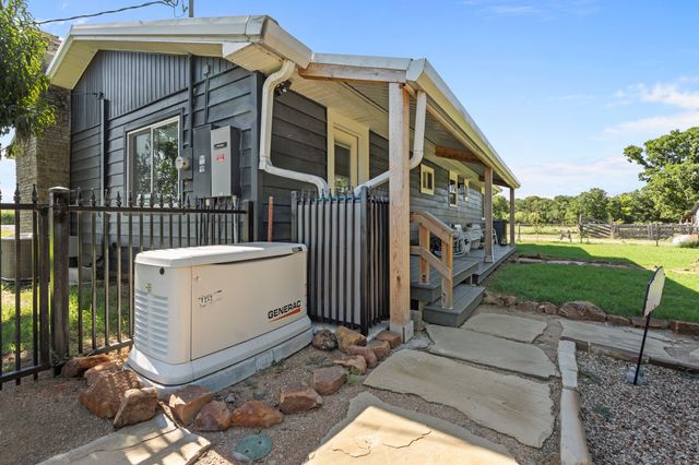 200 Cool Junction Road, Cool, TX 76088