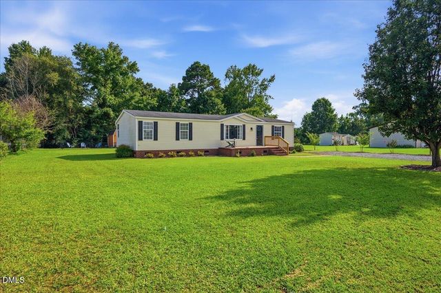 102 Clifton Ridge Drive, Pikeville, NC 27863