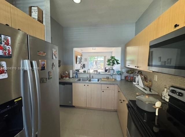 11112 SW 236th Ter 11112, Homestead, FL 33032