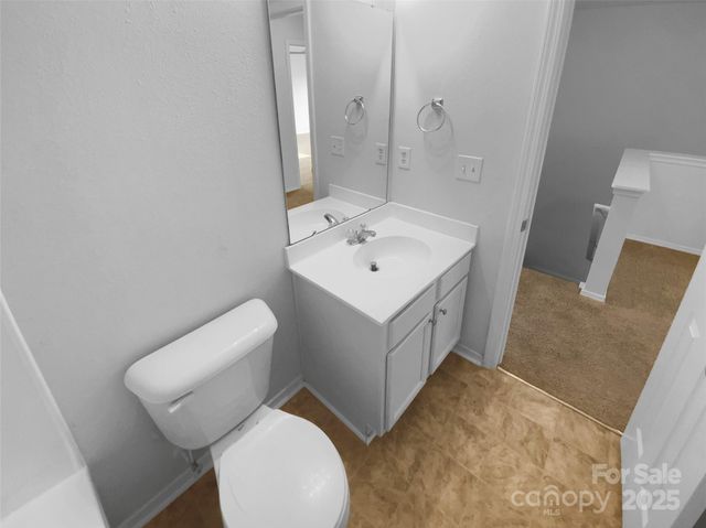 2701 Buckleigh Drive, Charlotte, NC 28215