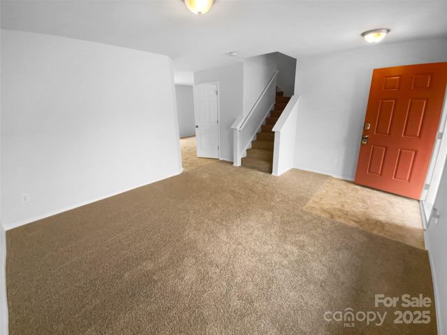 2701 Buckleigh Drive, Charlotte, NC 28215