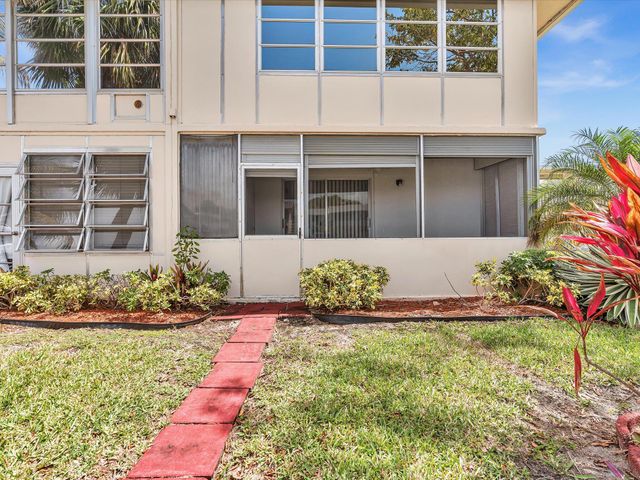 5 Markham A, Deerfield Beach, FL 33442