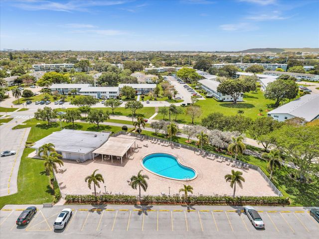 5 Markham A, Deerfield Beach, FL 33442