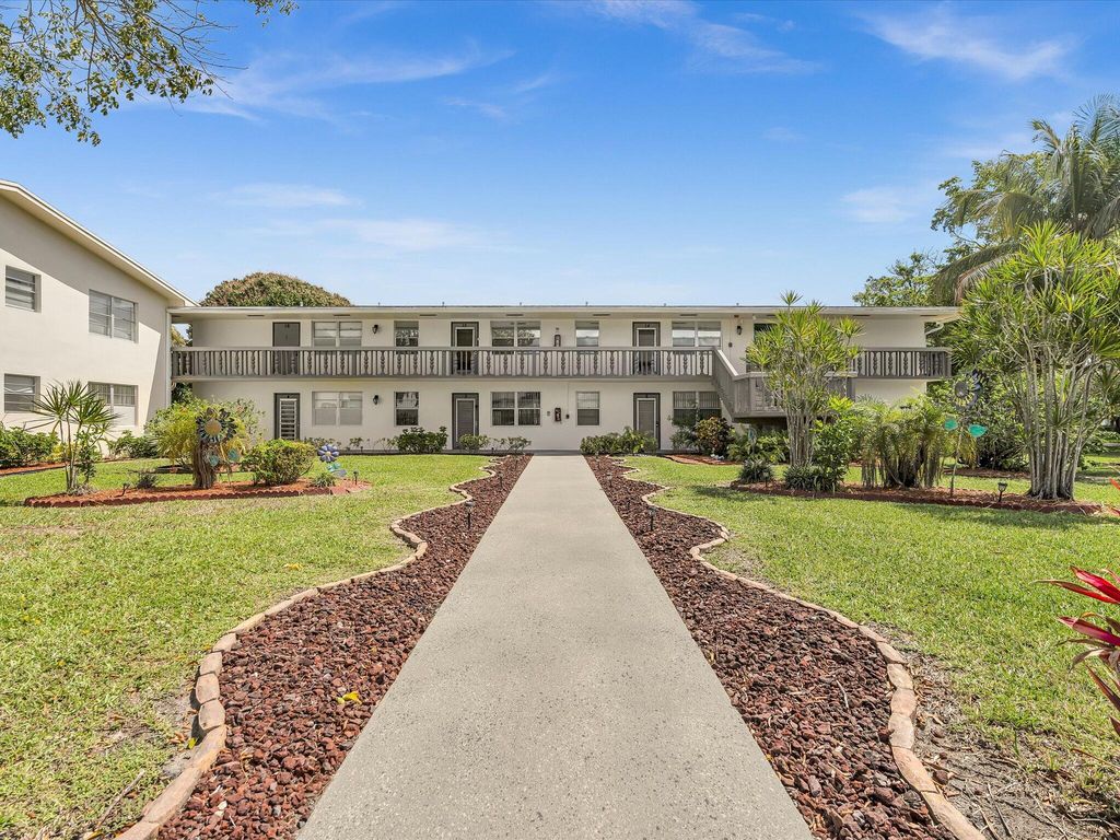 5 Markham A, Deerfield Beach, FL 33442