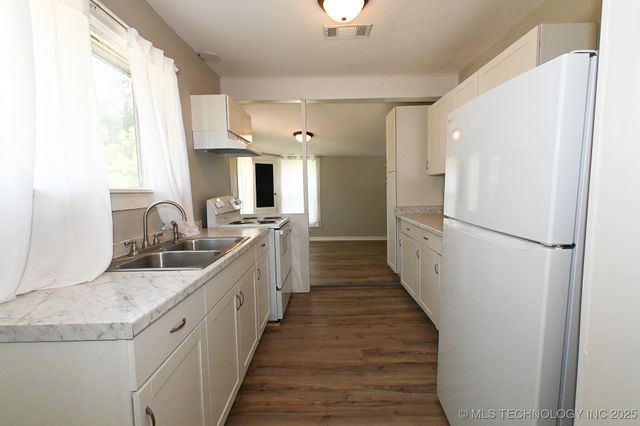 109 W Lee, Vian, OK 74962