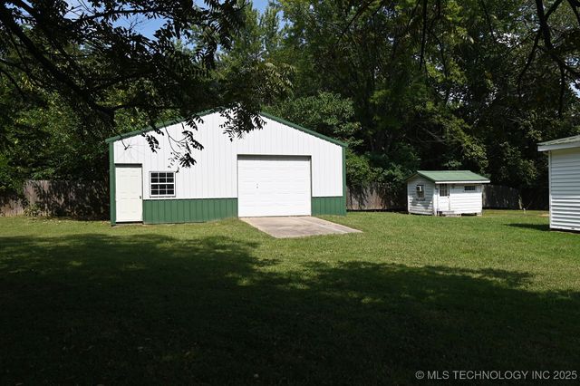 109 W Lee, Vian, OK 74962