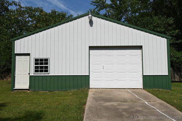 109 W Lee, Vian, OK 74962