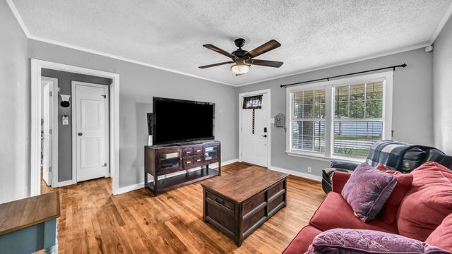 1007 SE 24th Street, Mineral Wells, TX 76067