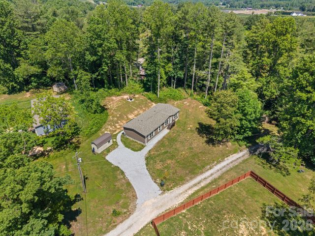 151 Field Sparrow Lane, Hendersonville, NC 28792