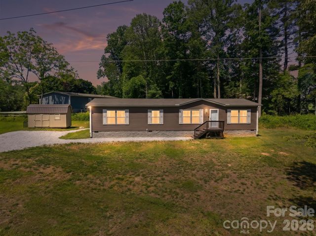 151 Field Sparrow Lane, Hendersonville, NC 28792