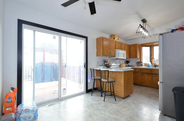 7227 Peterson Trail, Hugo, MN 55038