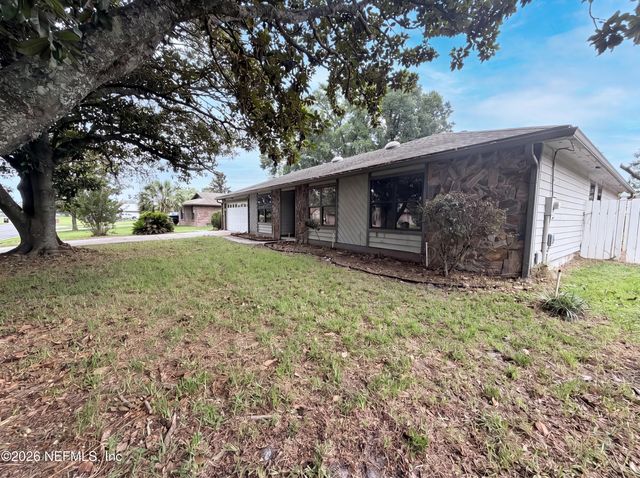 2441 LONGWOOD Street, Orange Park, FL 32065