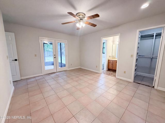 2441 LONGWOOD Street, Orange Park, FL 32065