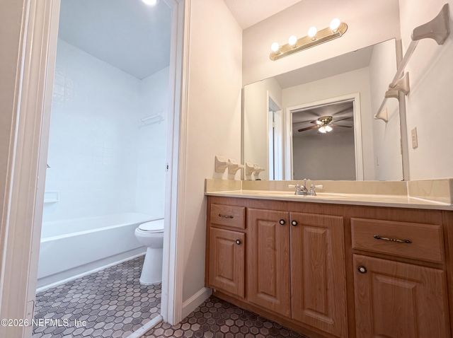 2441 LONGWOOD Street, Orange Park, FL 32065