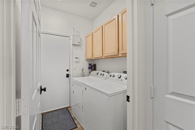 2212 Alanhurst Drive, Henderson, NV 89052