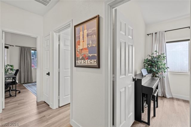 2212 Alanhurst Drive, Henderson, NV 89052