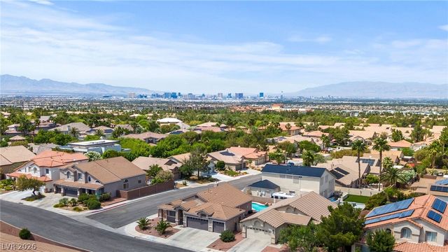 2212 Alanhurst Drive, Henderson, NV 89052