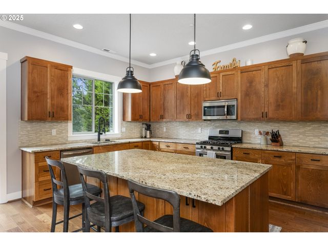 12344 Sw WATERFORD Loop, Wilsonville, OR 97070