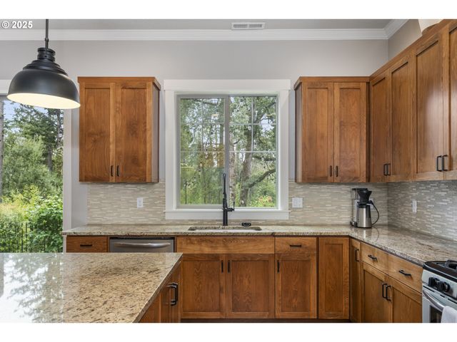 12344 Sw WATERFORD Loop, Wilsonville, OR 97070