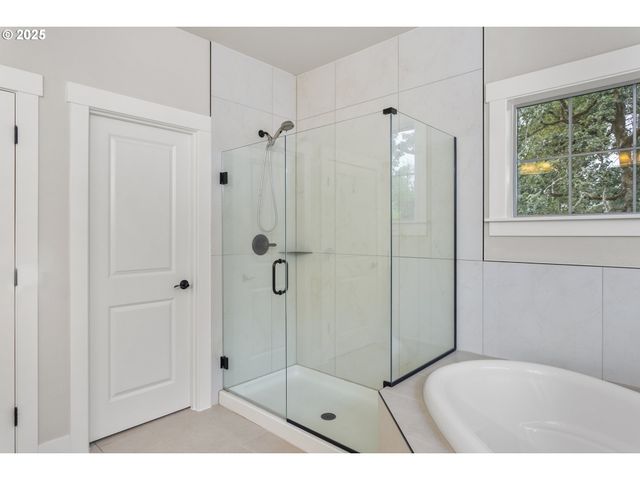 12344 Sw WATERFORD Loop, Wilsonville, OR 97070