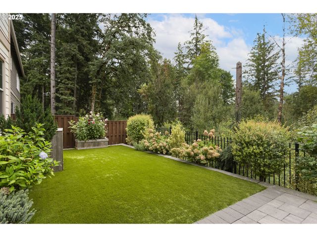 12344 Sw WATERFORD Loop, Wilsonville, OR 97070