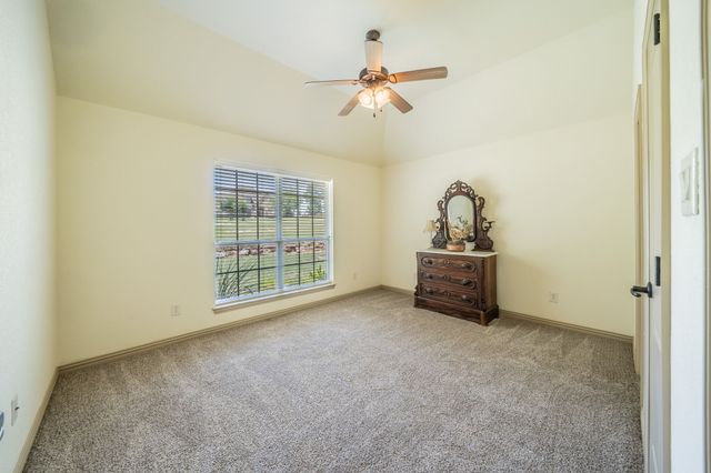 109 Overton Ridge Circle, Weatherford, TX 76088
