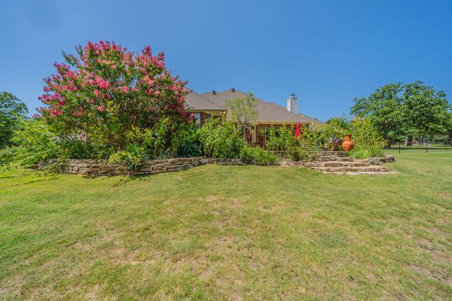 109 Overton Ridge Circle, Weatherford, TX 76088