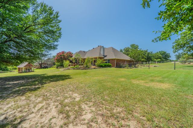 109 Overton Ridge Circle, Weatherford, TX 76088