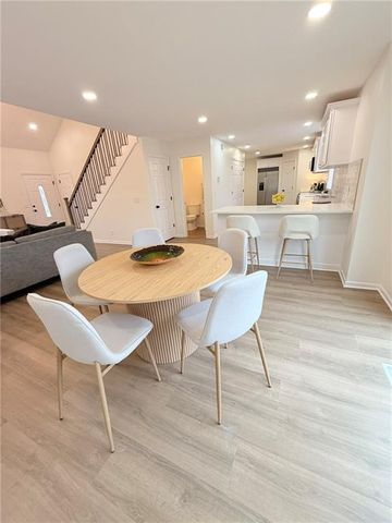 12602 Fountain Lake Drive, Grandview, MO 64030